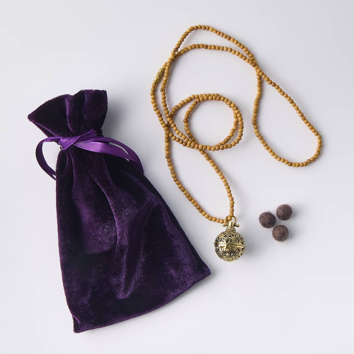 Pomander Pendant & Sandalwood Necklace